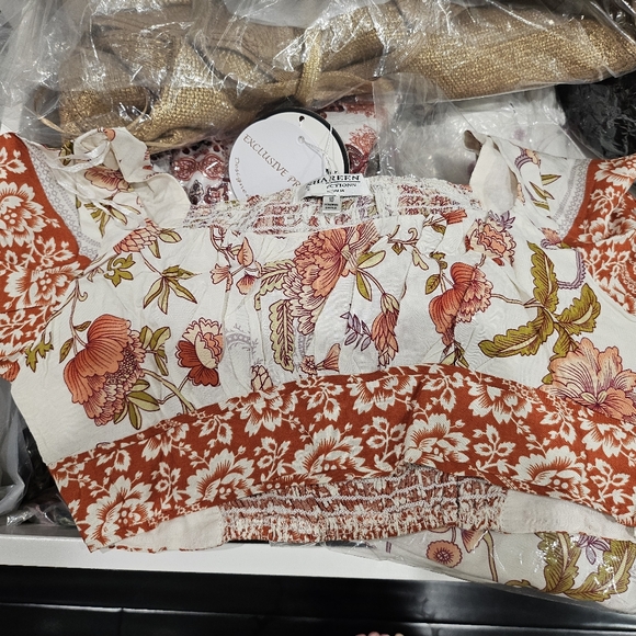 Mura Boho pattern white orange floral crop top and flowy pants set small nwt - Picture 5 of 7